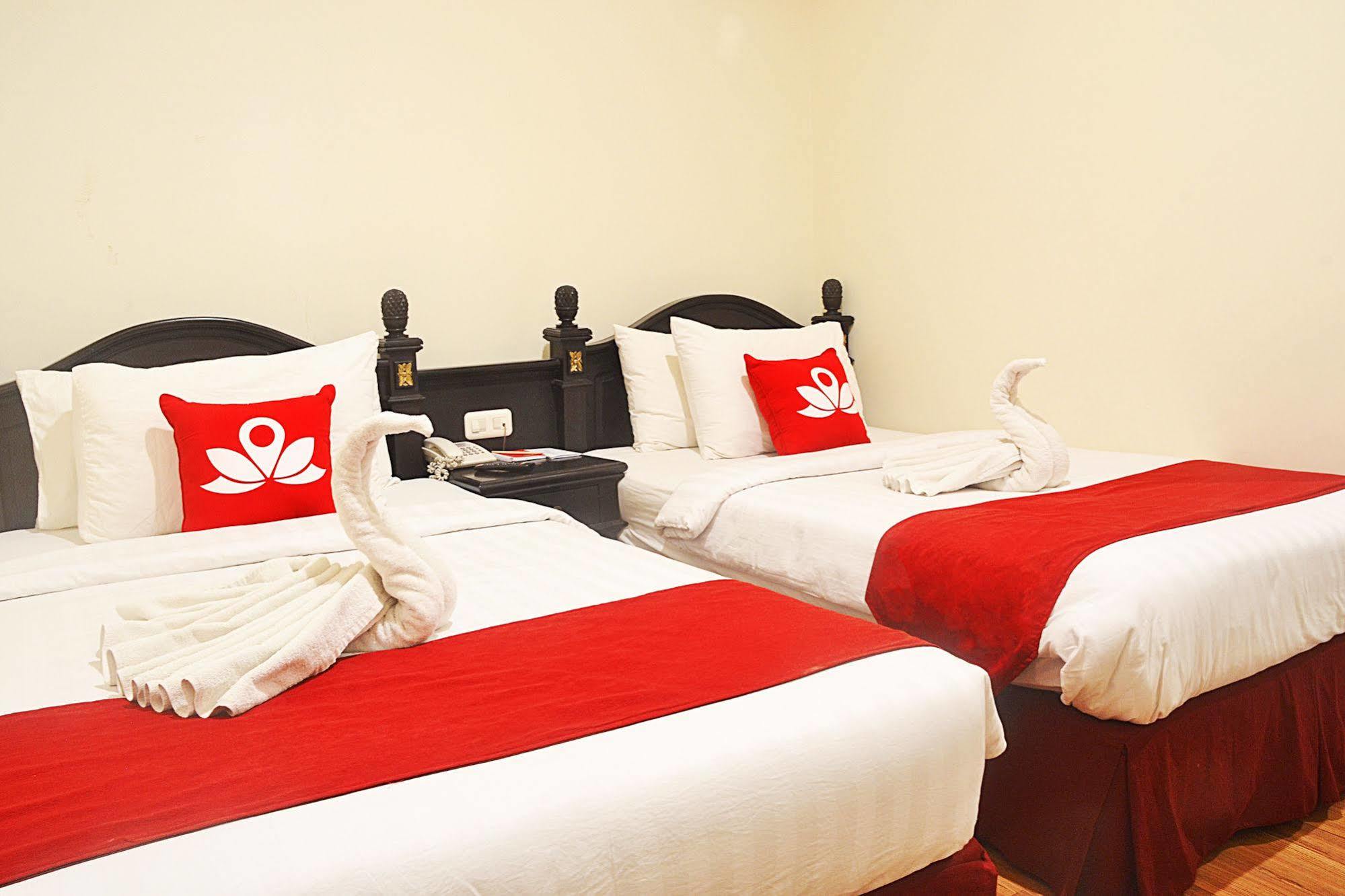 Zen Rooms Sultan Iskandar Muda Сурабая Екстериор снимка