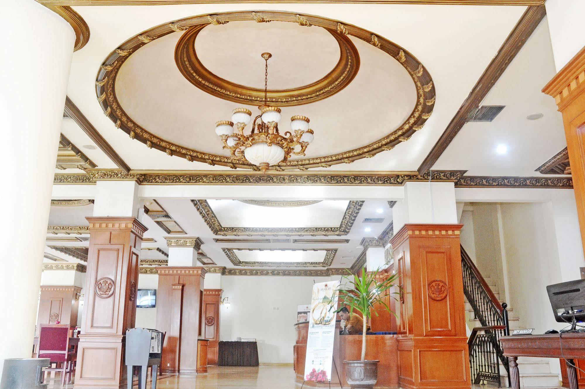 Zen Rooms Sultan Iskandar Muda Сурабая Екстериор снимка